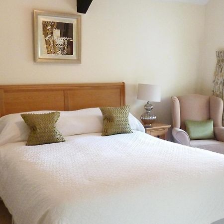 Howard'S House Hotel Teffont Magna Esterno foto